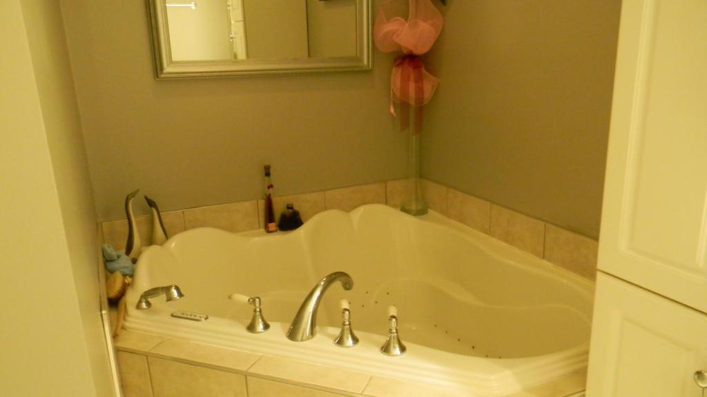 Maple Woods Bed & Breakfast Casselman ภายนอก รูปภาพ